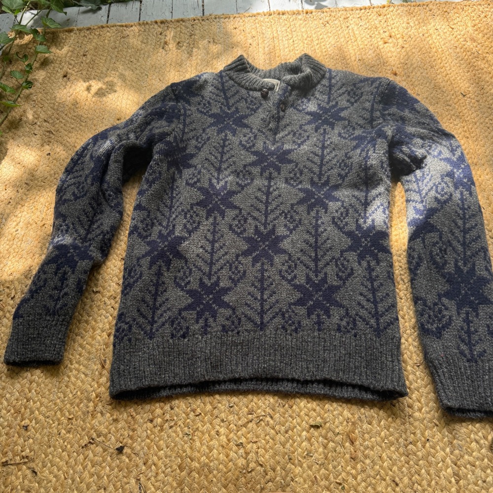 LL Bean Mens Lambswool Fair Isle Snowflake Sweater Cabin Cozy Cottagecore winter